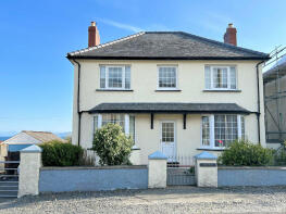 Arianfor, Celynnin Road, Llwyngwril LL37 2JD