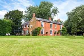 Foxholes, Main Street, Banbury OX17 1EA