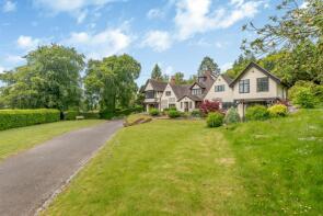 Gorseley House, Pett Bottom Road, Lynsore Bottom, Canterbury CT4 6EH