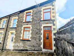 17, James Street, Mountain Ash CF45 3UH