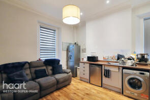Flat 2, 4, Beaconsfield Road, Weston-super-mare BS23 1YE
