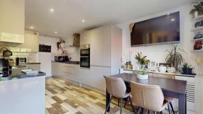 210, Daniels Welch, Coffee Hall, Milton Keynes MK6 5DX