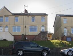 35, Penywerlod Road, Blackwood NP12 0PZ