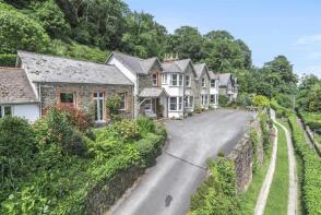 Lynbridge House, Lynway, Lynton EX35 6AX