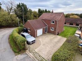 Thorn Edge, Back Lane, Driffield YO25 3YJ