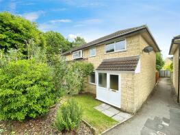 256, Stratton Heights, Stratton GL7 2RW