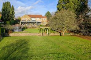 Rundale House, Scriven Green To Scriven Park, Knaresborough HG5 9DY