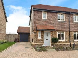 4, Lupin Close, Rainham, Gillingham ME8 8GR