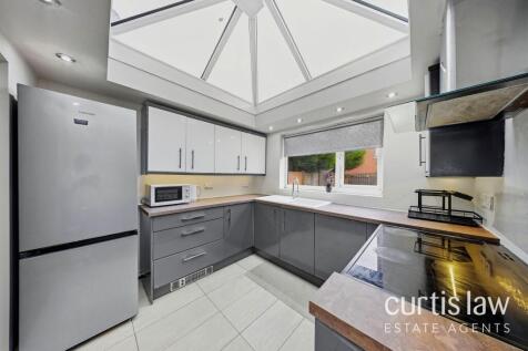 Britten Close, Blackburn, BB2