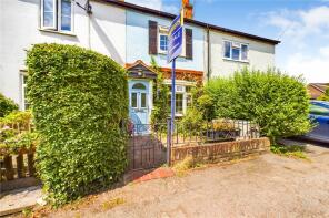 9, Kennet Cottages, Pingewood Road, Burghfield, Reading RG30 3XJ