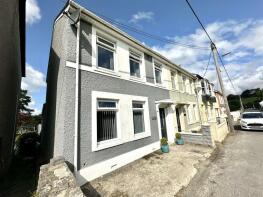 Brodawel, Highmead Terrace, Llanybydder SA40 9YA