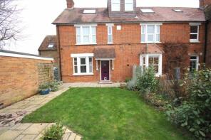 2b, The Limes, Limes Way, Aylesbury HP18 9HE