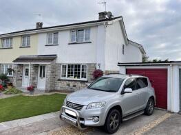 7, Brookside, Bridgend CF35 5DG