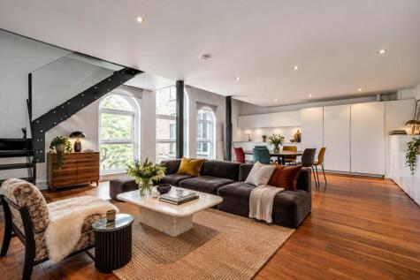Rectory Square, Stepney, E1