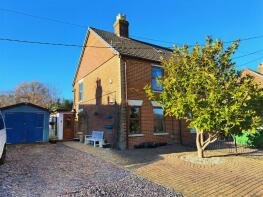 4, Hillside Cottages, Trampers Lane, Fareham PO17 6DA