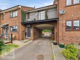 22, Brissenden Close, Upnor, Rochester ME2 4XW