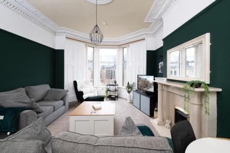 Brisbane Street, Greenock, PA16