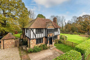 Saxbys Lodge, Station Road, Edenbridge TN8 7DU