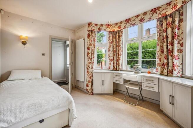 Guest Bedroom Suite