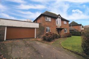 11 Jacaranda, Wembury Park, Lingfield RH7 6HH