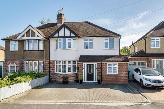 Kenilworth Drive - Front 1.jpg