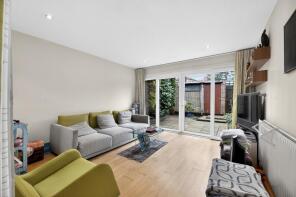 70, Galgate Close, London SW19 6EU