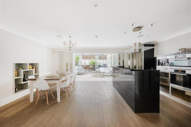 26 Wellington Road Lo-4.jpg