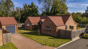 4, The Beeches, Grantham NG32 2FY