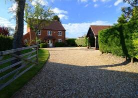 Mulberry House, Monk Sherborne Road, Tadley RG26 5PS