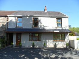 17, Heol Glantawe, Swansea SA9 1ES