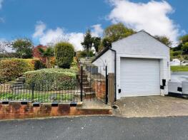 25, East Crescent, Loftus TS13 4LB