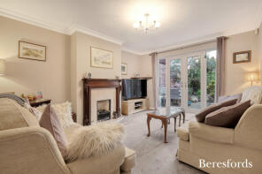 46, Dunmow Gardens, West Horndon CM13 3NL