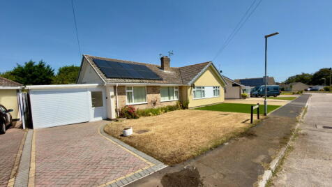 Saxondale Avenue, Burnham-on-sea, TA8 2PS
