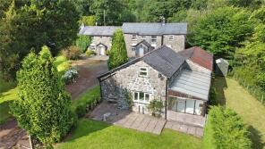 Factory Cottage, C2161 From Junction In Plas-rhiw Saeson To Clegyrnant, Llanbrynmair SY19 7EA
