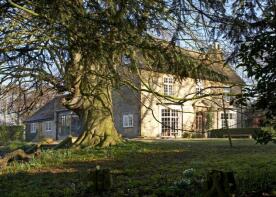 Elizabeth House, The Green, Towcester NN12 8PN