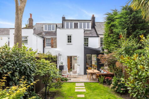 Warwick Place, Worthing, BN11 3EU