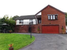 Llys Y Coed, Pantglas, Croesyceiliog, Carmarthen SA32 8DS