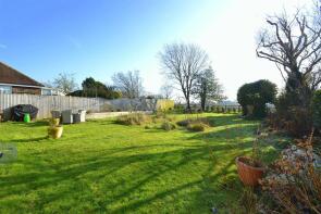 Sunny Ridge, Featherbed Lane, Carters Corner, Hailsham BN27 4HY