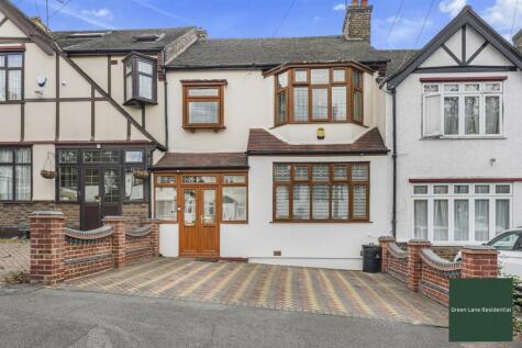 Wells Gardens, ILFORD, IG1