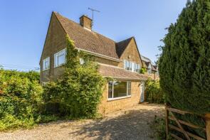 3, Compton Farm Cottages, Road From Compton Abdale To Compton Farm, Cheltenham GL54 4DL
