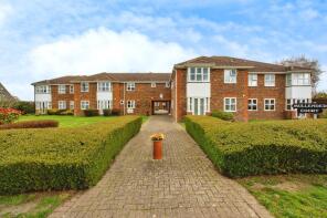 Flat 19, Mullender Court, Chalk Road, Gravesend DA12 4XD