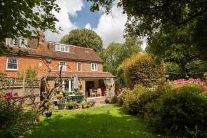 Ballsocks Cottage, Ballsocks Lane, Vines Cross, Heathfield TN21 9ES