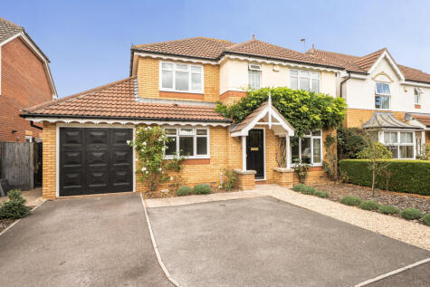 Mead Way, Monkton Heathfield