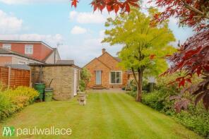 2, Langfield Close, Nazeing, Waltham Abbey EN9 2QL