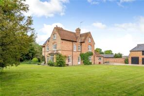 2 The Old Vicarage, Winslow Road, Milton Keynes MK17 0SW