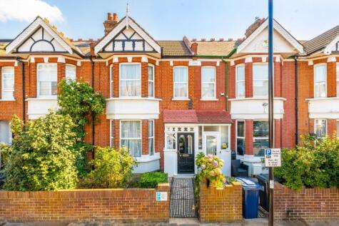 St. Kilda Road, Northfields