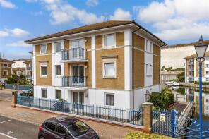 Flat 26, Hamilton Court, The Strand, Brighton Marina, Brighton BN2 5XD