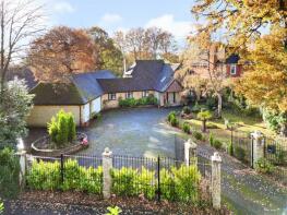 The Birches, Thorndon Approach, Brentwood CM13 3PA