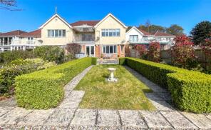 4, Cei'r Porthmon, Colwyn Bay LL28 5RX