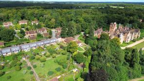 5, Hawthorne Drive, Kingwood, Henley-on-thames RG9 5WE
